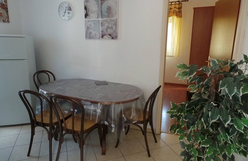 Valbandon Apartment | Two bedroom apartment with terrace Valbandon, Fažana (A-15386-a)