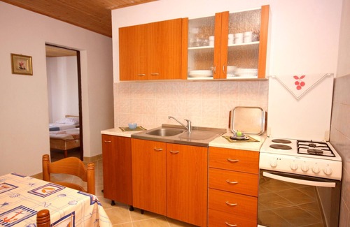 Marina Apartment | Two bedroom apartment with balcony and sea view Marina, Trogir (A-6116-d)