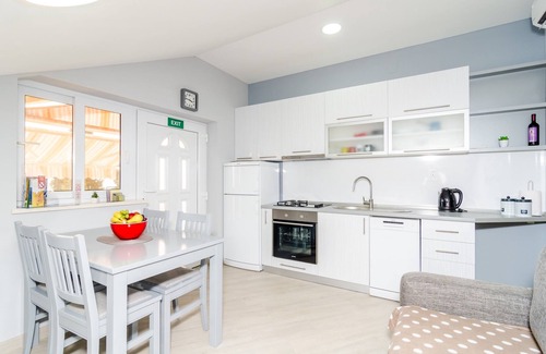Banici Apartment | Two bedroom apartment with balcony and sea view Banići, Dubrovnik (A-23176-a)