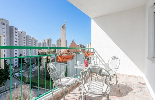 Vranjic Apartment | Two bedroom apartment with terrace Split (A-22452-a)