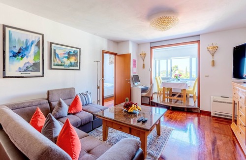 Bacvice Apartment | Two bedroom apartment with air-conditioning Split (A-22773-a)