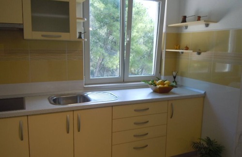 Sveta Nedjelja Apartment | Two bedroom apartment with terrace Sveta Nedilja, Hvar (A-13753-c)