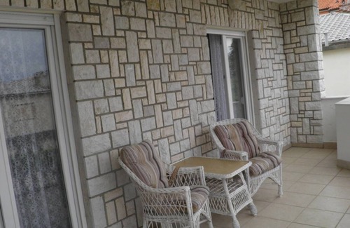Selce Apartment | Two bedroom apartment with terrace Selce, Crikvenica (A-2392-b)