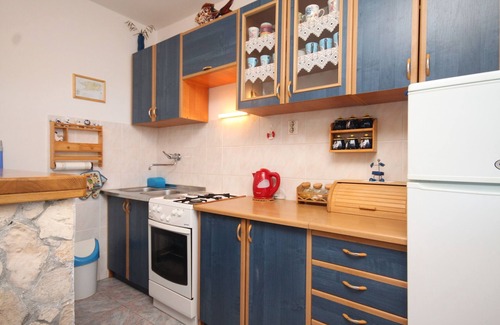 Rukavac Apartment | Two bedroom apartment with terrace Rukavac, Vis (A-8836-a)