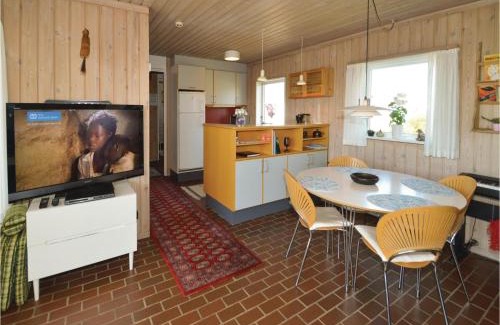 Rødhus House | Two-Bedroom Holiday Home In Pandrup