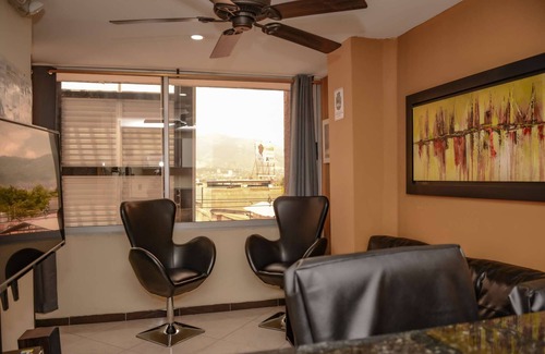 El Poblado Apartment | Two Bedroom Hot tub AC by Parque Poblado APT 402