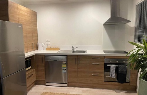 Frankton House | Two-bedroom new-build house in Hamilton's central area.