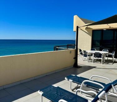 Tugun Apartment | Two Bedroom Ocean View Penthouse at Pelican Sands