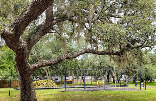Apopka House | Two bedroom park model near Disney