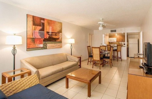 Palm Beach Hotel | Two Bedroom Suite @ Caribbean Palm Village Resort