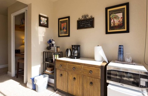 Salinas House | Two Bedroom Suite Spectacular Views 30 Day Rental