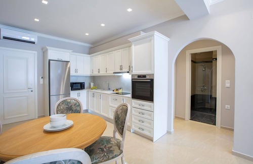 Nidri House | Two Bedroom Suite - VK Luxury Suites