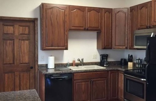 Custer House | Two Blocks from Downtown Custer-EAT, SHOP, EXPLORE