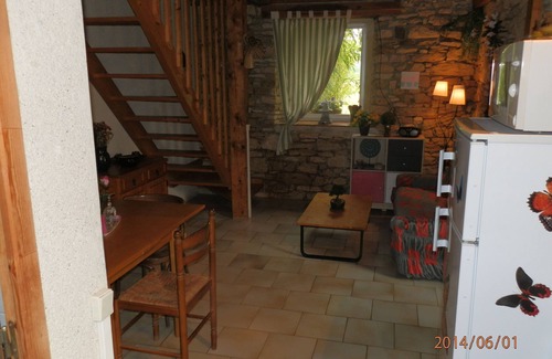 Puy-l'Eveque Cottage | Two country cottages (restored barn), at the end of an old farm.