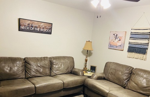 Eastern Division Apartment | Two Cozy Delightful Apt Combo As One Unit