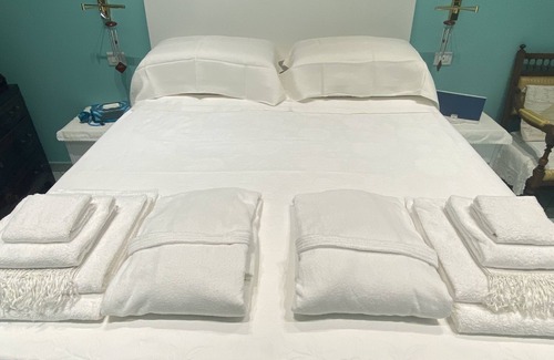Sant'Agnello Bed & Breakfast | Two Double rooms with private bathrooms and an equipped roof terrace.