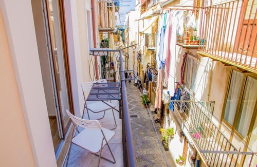 Old Town Apartment | Two Hearts Accomodations