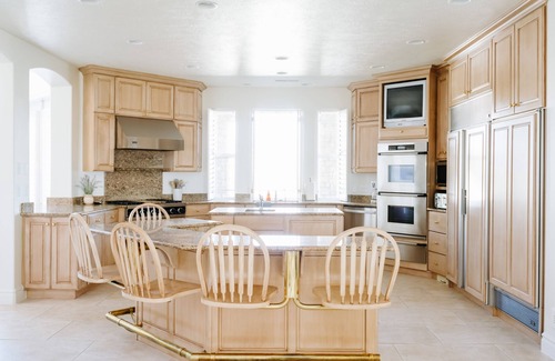 Toquerville House | Two houses- perfect for large groups/weddings!