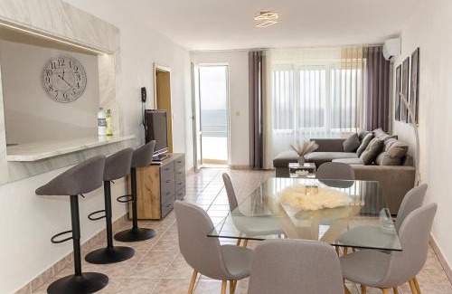 Balchik Apartment | Two Identical Designer 2BD Flats with Sea View in Balchik by Flat Mаnager