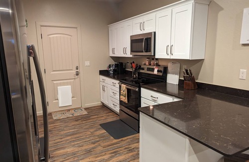Greenehaven Condo | Two Master Suites Close to Trails and the Lake. Minutes to Restaurants and Shops