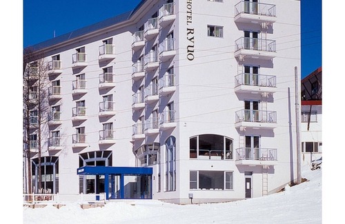 Yamanouchi House | Two meals included Ryuo slope 0 minutes 6 minut / Shimotakai Nagano
