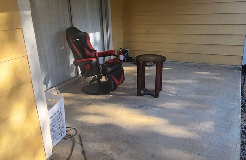 North Arlington Apartment | Two minutes from AT&T Stadium