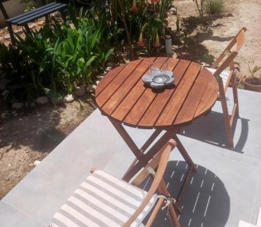 Adamas Hotel | Two Palm Trees 1