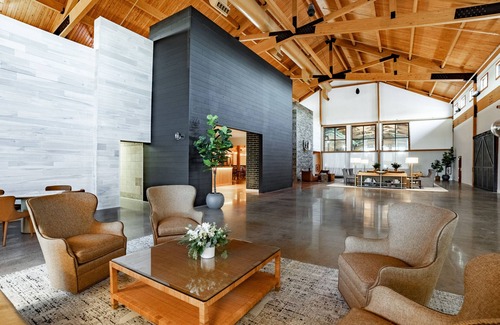 Rothschild Hotel | Two Queen Studio With Kitchen, Access to Pool, Hot Tub, and Gym