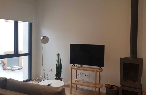 Melida House | Two Red Wings, house with jacuzzi for two next to Peñafiel