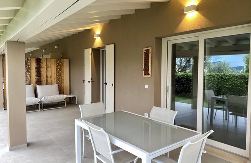 Villaggio Sanghen Apartment | Two-room Apt. on ground floor - Manerba d. Garda - 5 minutes on foot from Lake