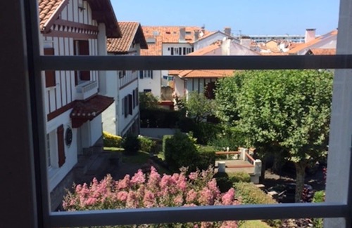 Saint-Jean-de-Luz City Center Apartment | Two rooms Ideally located and classified *