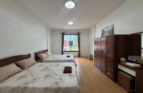 Hua Toei Apartment | Two Sisters Suratthani