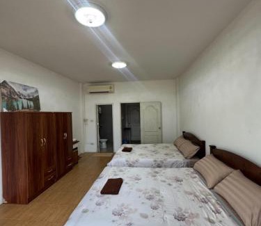 Hua Toei Apartment | Two Sisters Suratthani