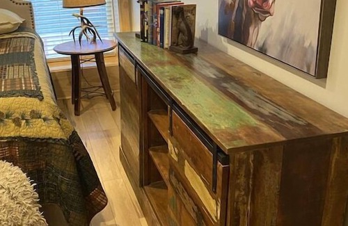 Blowing Rock Cottage | Two Steps Down Downtown-Hot Tub-Pets OK