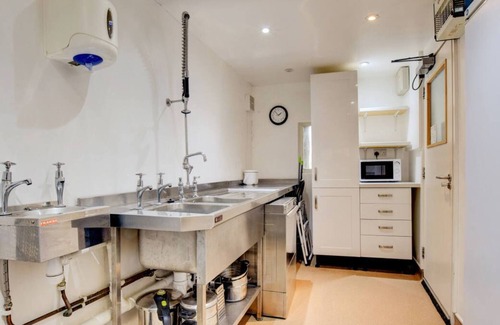 Haverfordwest House | Ty Carreg Sampson in Haverfordwest