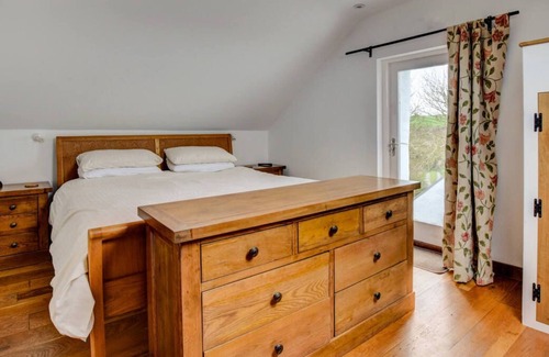 Haverfordwest House | Ty Carreg Sampson in Haverfordwest