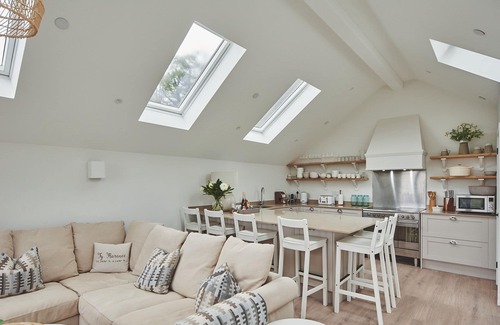 Oxwich Apartment | Ty Florence - Luxury Cottages
