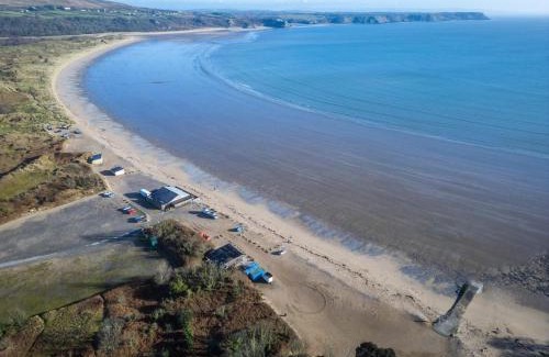 Oxwich Apartment | Ty Gwawr - 3 Bedroom Apt - Bayview Oxwich