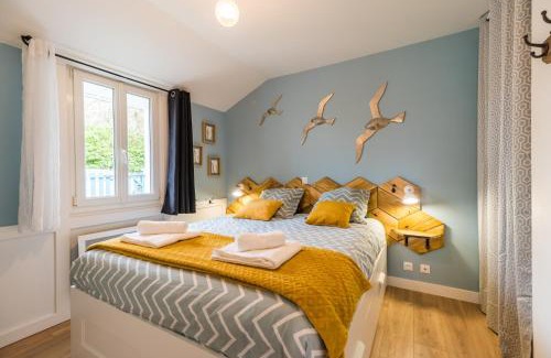 Plougrescant House | Ty Ker Embrun - Maison Vue Mer à 280m de la plage