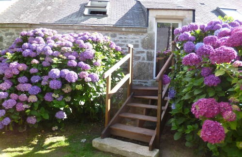 Bieuzy Cottage | Ty Kreiz cottage: comfort and character in 15th century walls