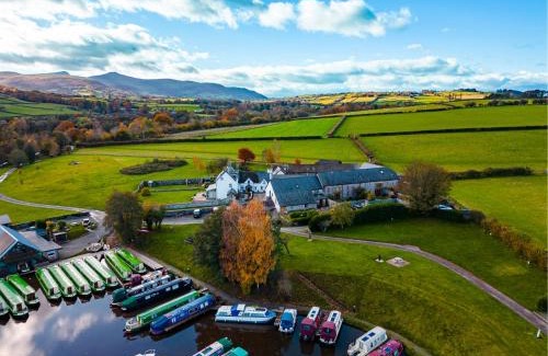 Llanhamlach Bed & Breakfast | Ty Newydd B&B