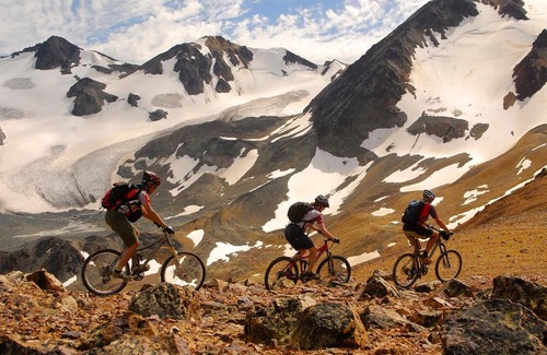 Gold Bridge Resort | Tyax Lodge & Heliskiing