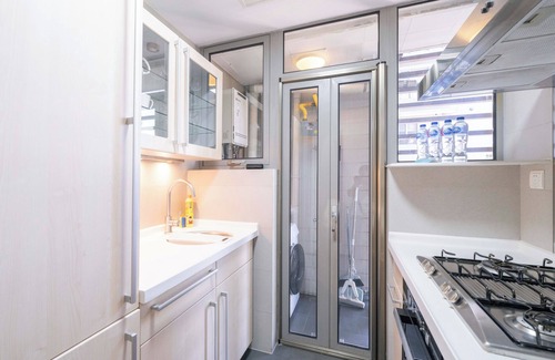 Xujiahui Bed & Breakfast | Tyms Bright 2BR 1BA Suite Yongxin