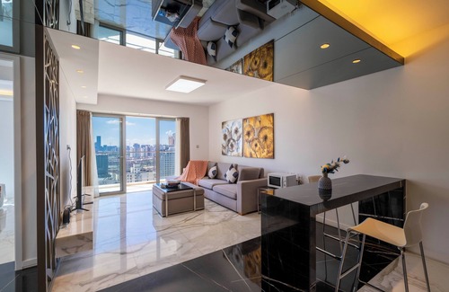 Xujiahui Bed & Breakfast | Tyms Modern 2BR 1BA Loft Yongxin