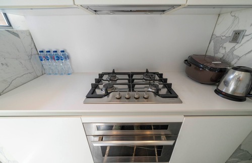Xujiahui Bed & Breakfast | Tyms Modern 2BR 1BA Loft Yongxin