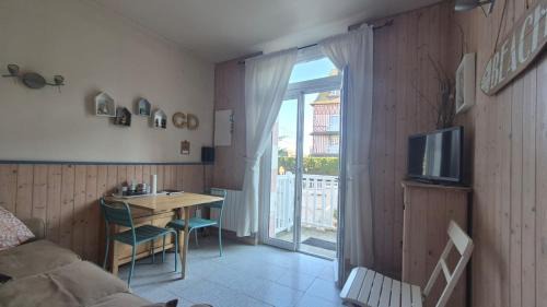 Cabourg Apartment | Type 2 hypercentre 100 m de la mer
