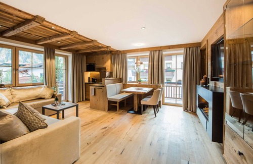 Holzgau Apartment | Type 4 - 2 bedrooms, two double beds, 4-6 pax - Pepi's Suites Lechtal