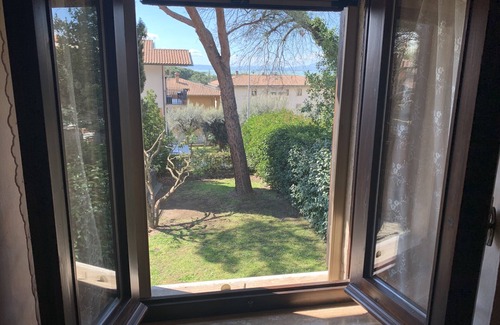 Passignano sul Trasimeno House | Typical stone cottage with large garden and private parking space