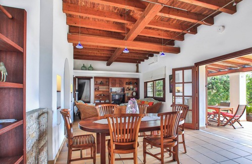 Sant Josep de sa Talaia Cottage | Typical Ibizan house of new construction with pool in a very quiet area