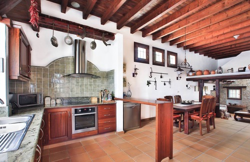 Sant Josep de sa Talaia Cottage | Typical Ibizan house of new construction with pool in a very quiet area